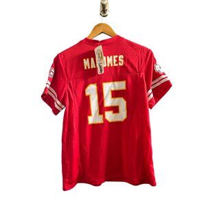 NWT Kansas City Chiefs Patrick Mahomes Women's Size Medium Red Jersey NFL Team